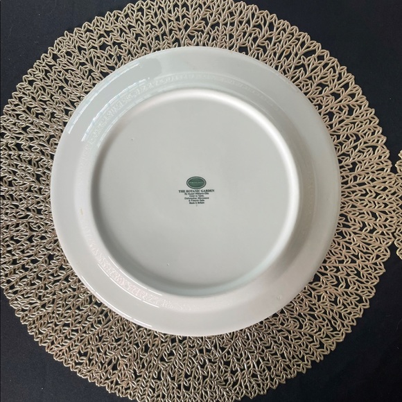 Botanic Garden
by PORTMEIRION Shrubby Peony Dinner Plate - Picture 2 of 2